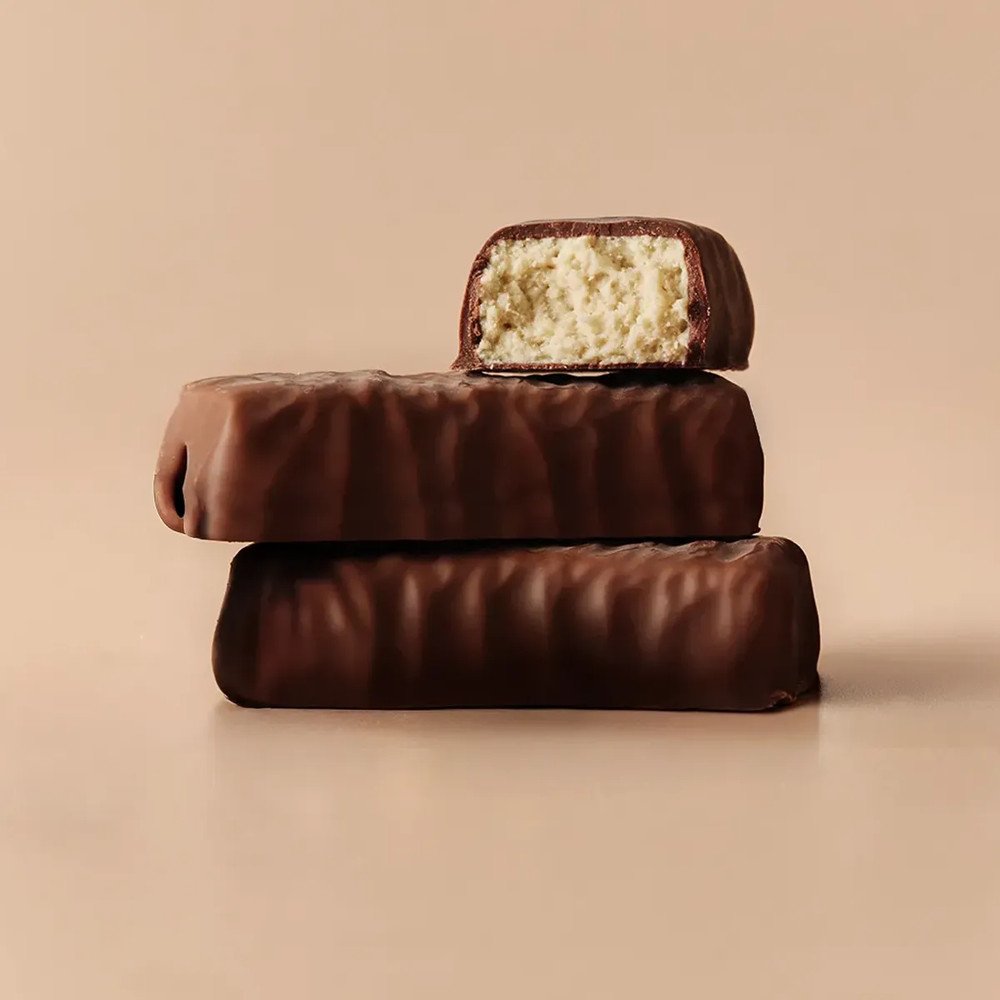 Organic Creamy Coconut Dark Chocolate Bar Rhythm 108 15x33g Organic Creamy Coconut Dark Chocolate Bar Rhythm 108 15x33g