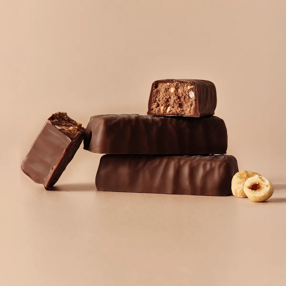 Organic Hazelnut Praline Dark Chocolate Bar Rhythm 108 15x33g