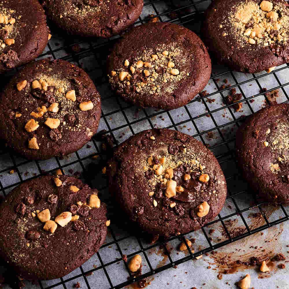 Organic Chocolate Peanut Butter Soft Baked Cookie Rhythm 108 12x50g Organic Chocolate Peanut Butter Soft Baked Cookie Rhythm 108 12x50g